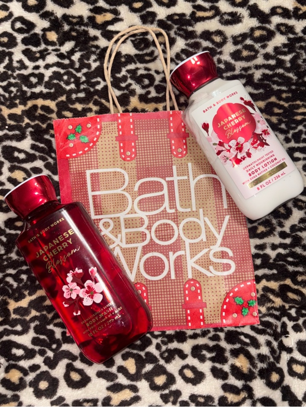 Bath & Body Works Japanese Cherry Blossom Body Wash & Lotion - Red, White